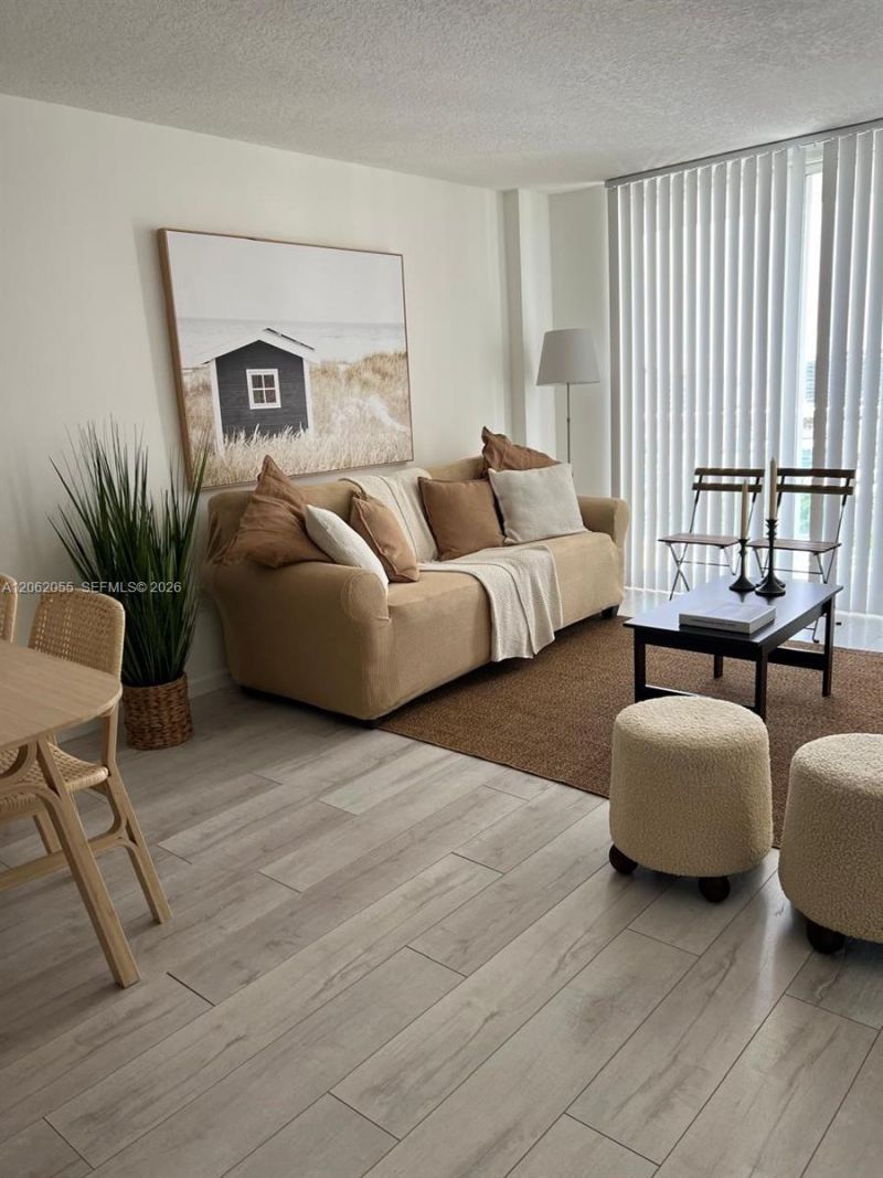 6917 Collins Ave, Unit 1026, Miami Beach, FL 33141 Photo
