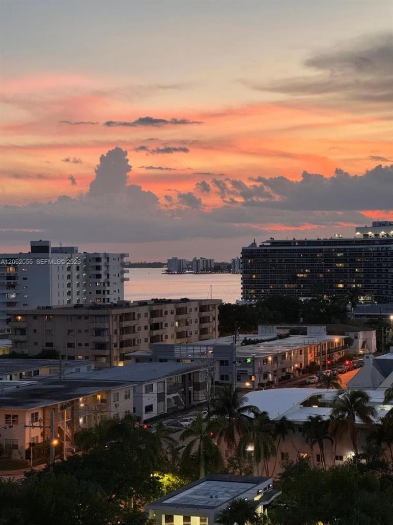 6917 Collins Ave, Unit 1026, Miami Beach, FL 33141 Photo