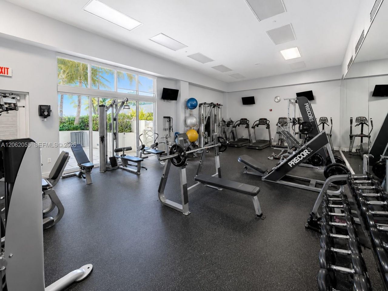 6917 Collins Ave, Unit 1026, Miami Beach, FL 33141 Photo