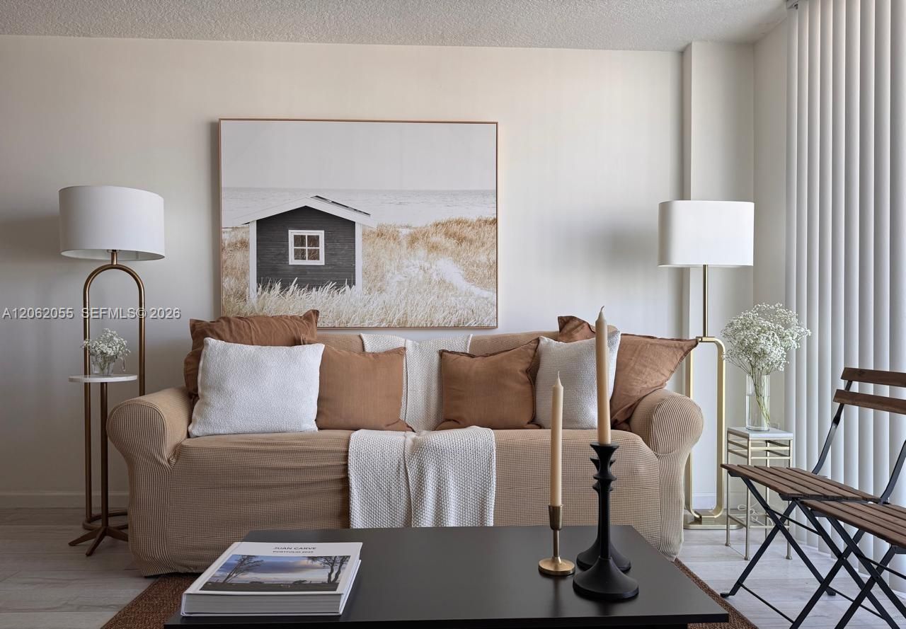 6917 Collins Ave, Unit 1026, Miami Beach, FL 33141 Photo