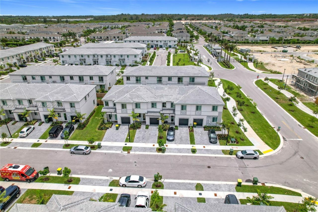 716 SE 14th St , Homestead, FL 33034 Photo