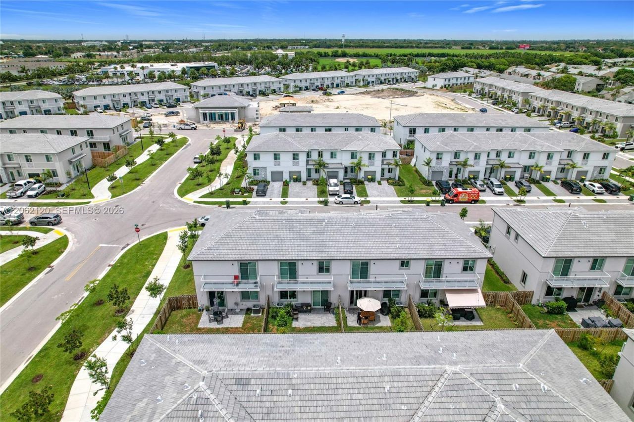 716 SE 14th St , Homestead, FL 33034 Photo