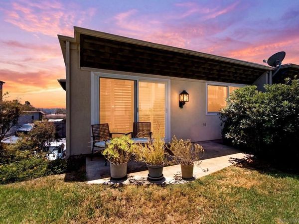 6238 Caminito Andreta, San Diego, CA 92111