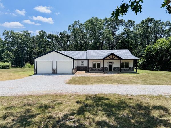 13425 Highway V, Diamond, MO 64840