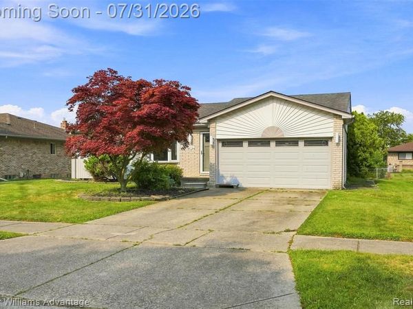 46647 Apple Lane, Macomb Township, Mi 48044