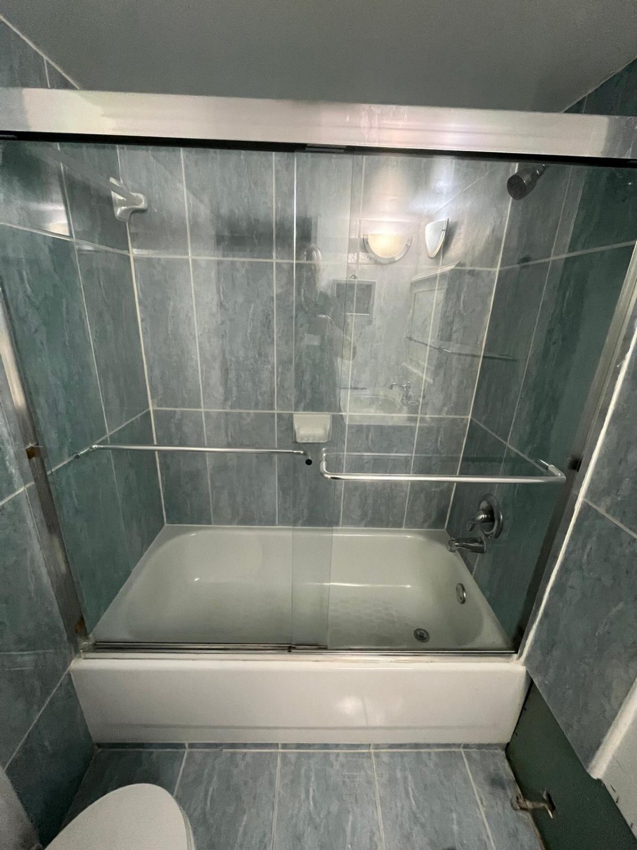 5415 Collins Avenue, Unit 202A, Miami Beach, FL 33140 Photo