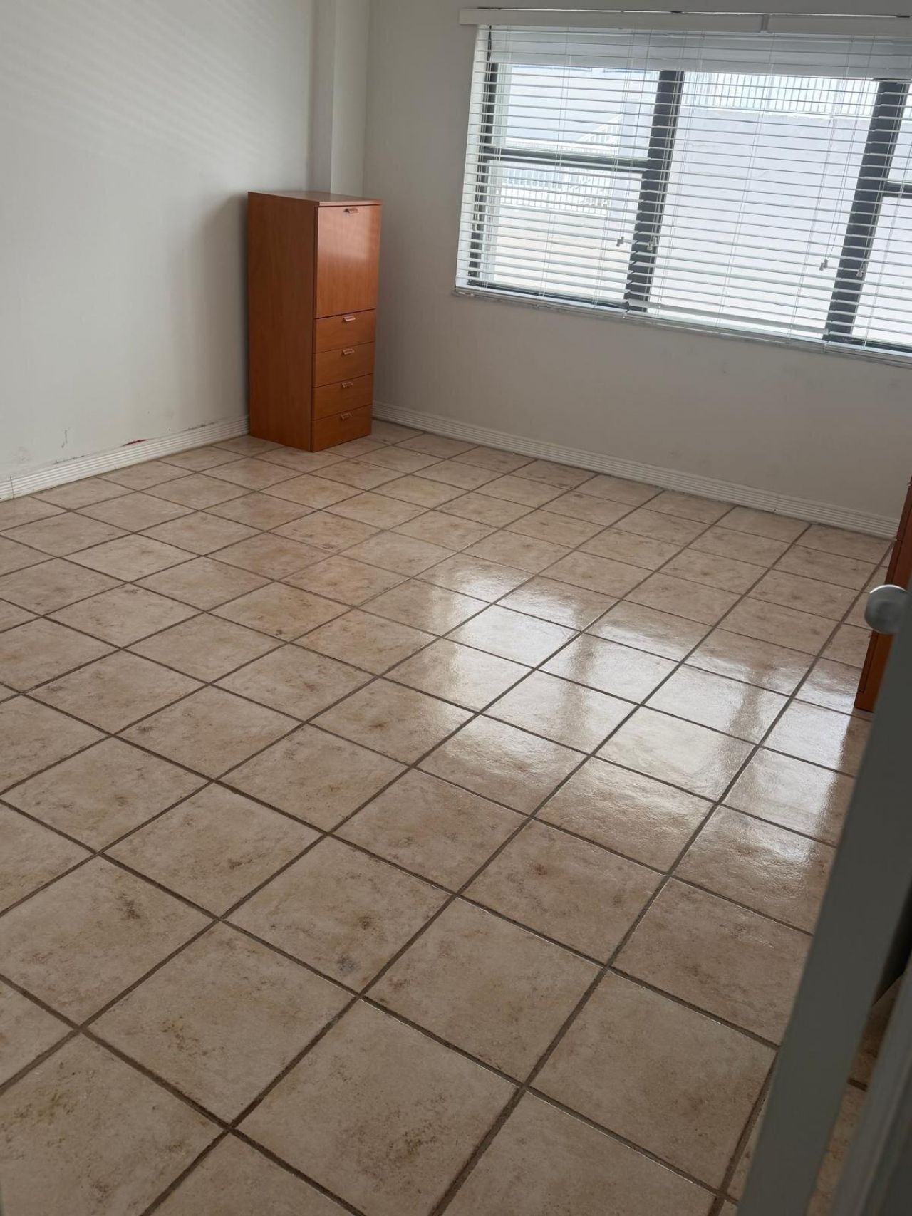 5415 Collins Avenue, Unit 202A, Miami Beach, FL 33140 Photo