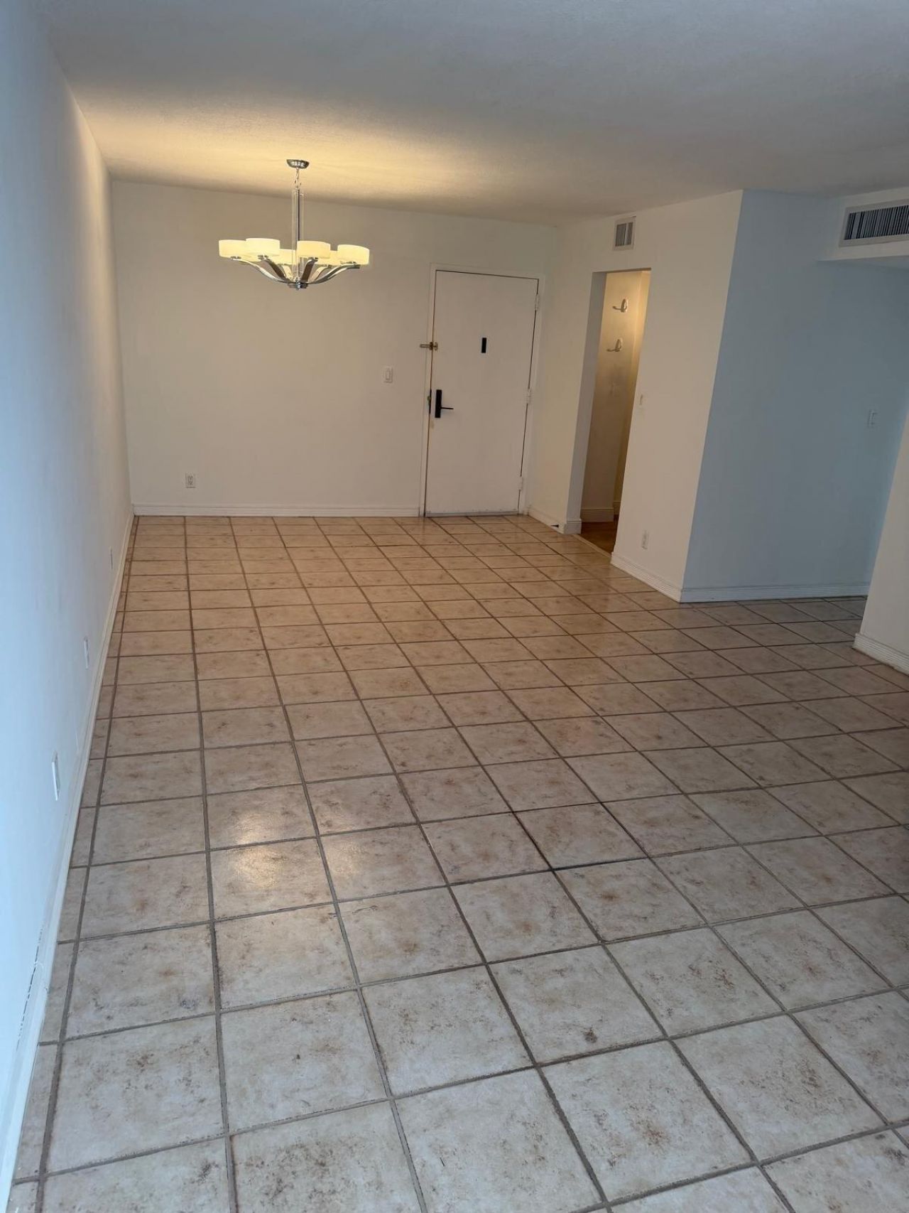 5415 Collins Avenue, Unit 202A, Miami Beach, FL 33140 Photo