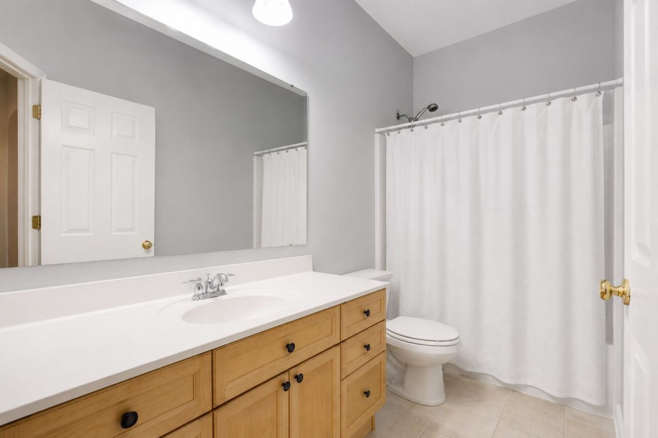 1433 Coopers Hawk Drive Photo 17