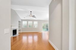 1433 Coopers Hawk Drive photo 4