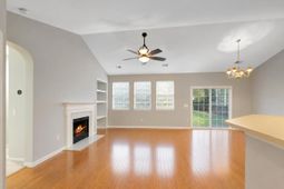 1433 Coopers Hawk Drive photo 4