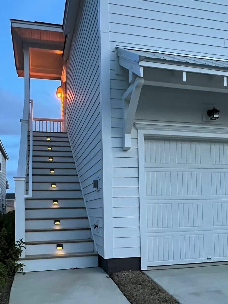 100 Crimson Street Photo 56