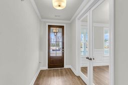 1008 Tibutary Boulevard photo 4