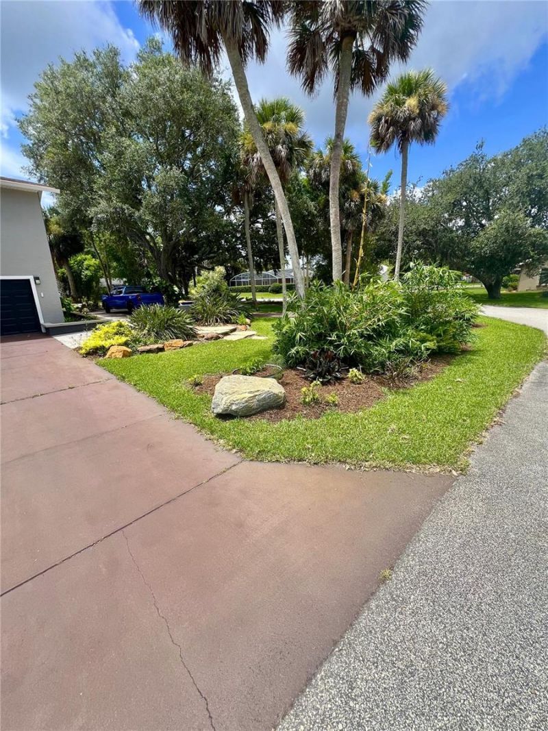 1 Harris Circle, Edgewater, FL 32141 Photo