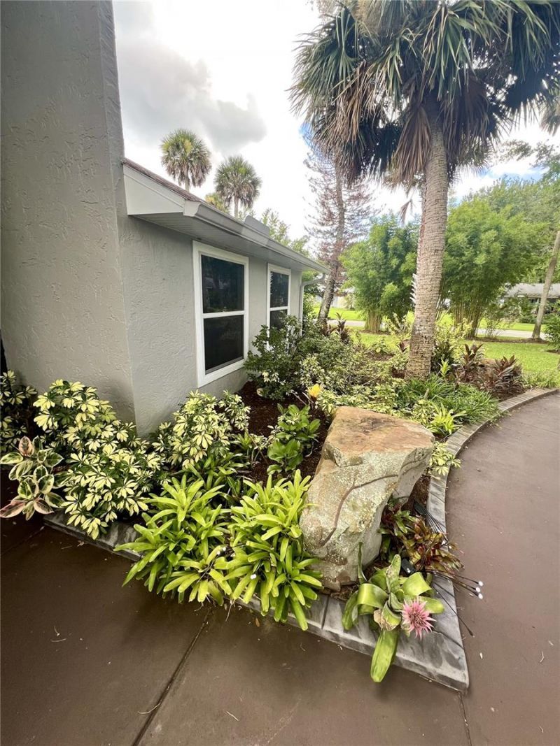 1 Harris Circle, Edgewater, FL 32141 Photo