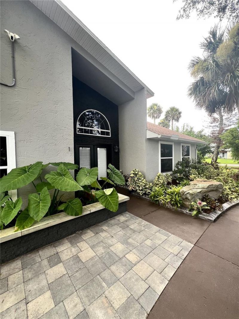1 Harris Circle, Edgewater, FL 32141 Photo