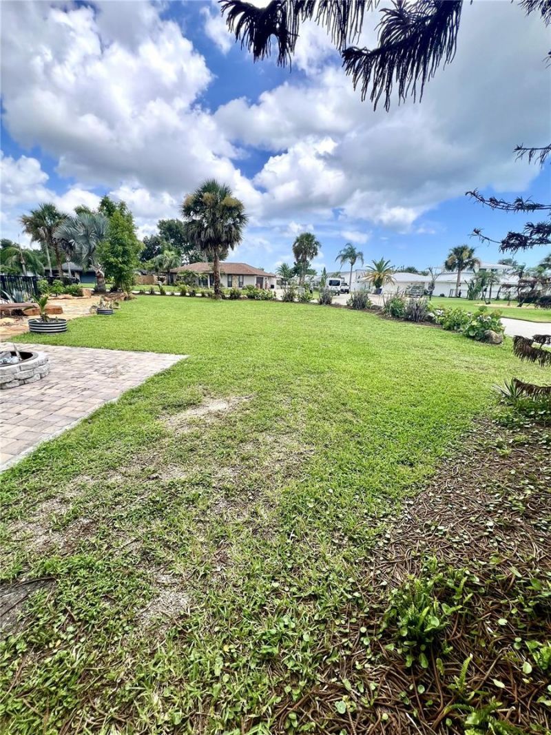 1 Harris Circle, Edgewater, FL 32141 Photo