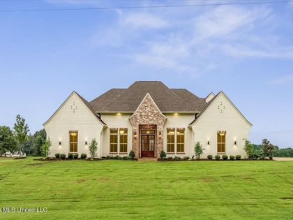 5111 Old Barn Cove Coldwater, MS 38618