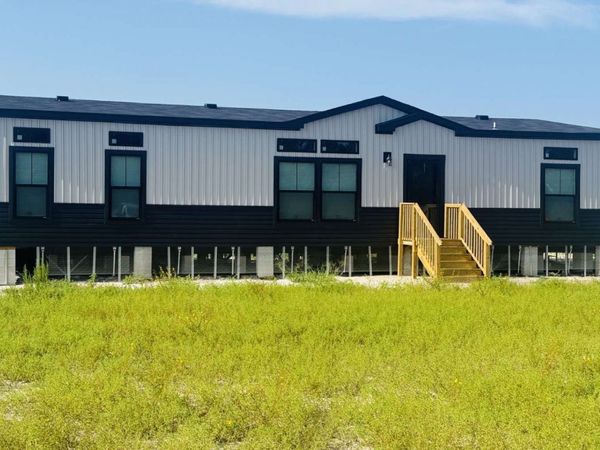 22114 COUNTY RD 136, Live Oak, FL 32060