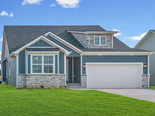 908 Bankside Dr , Clarksville, TN 37043