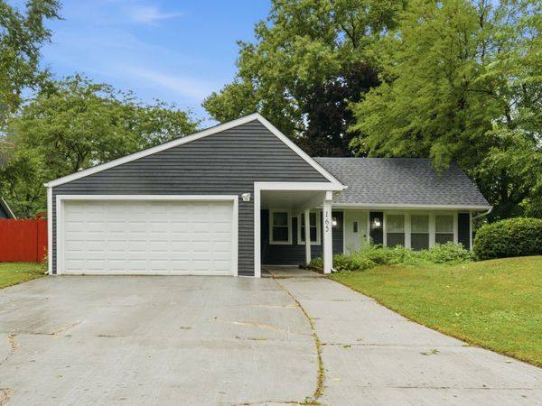 165 Arrowhead Lane , Bolingbrook, IL 60440