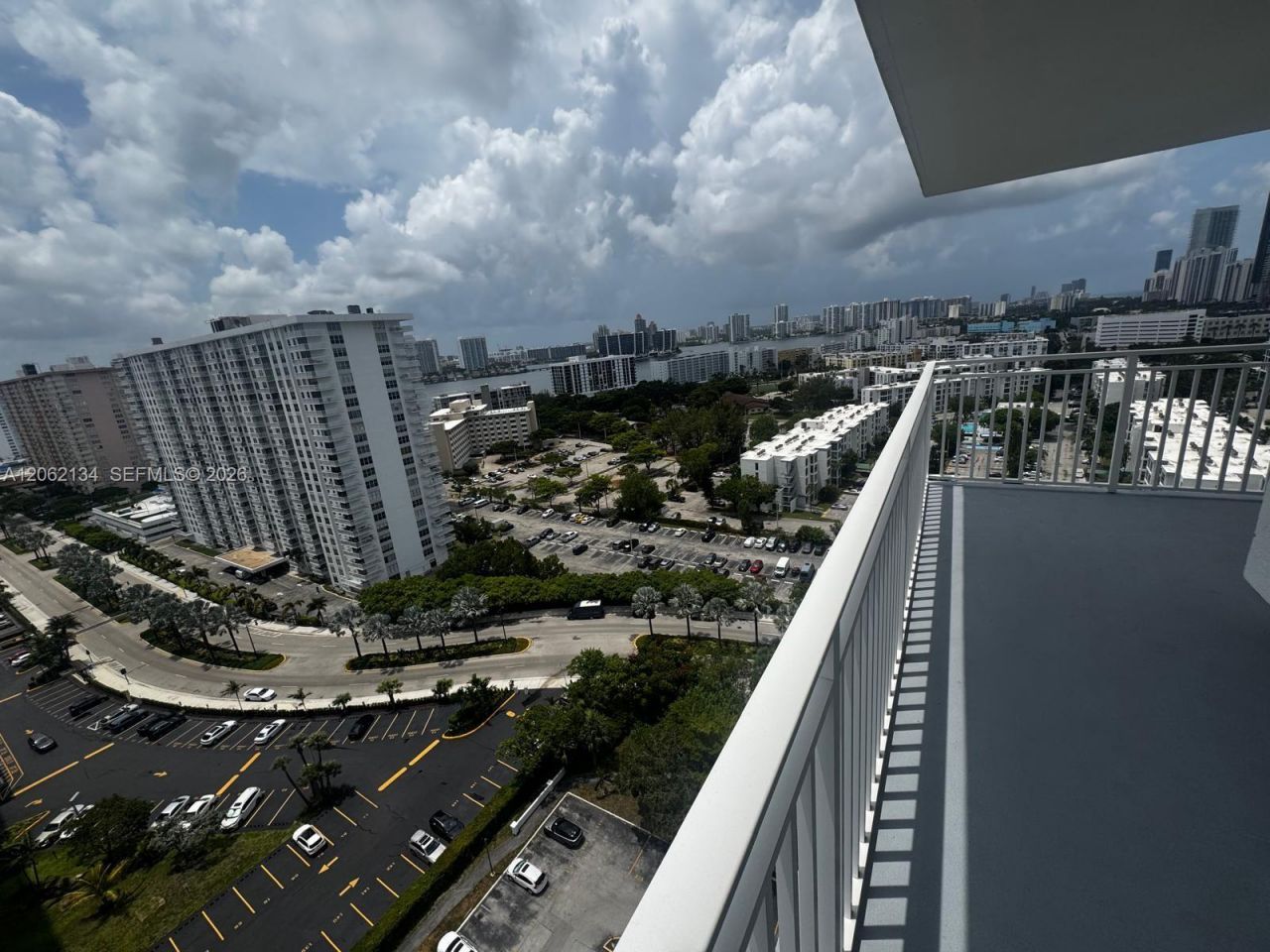 210 174th St, Unit 2110, Sunny Isles Beach, FL 33160 Photo