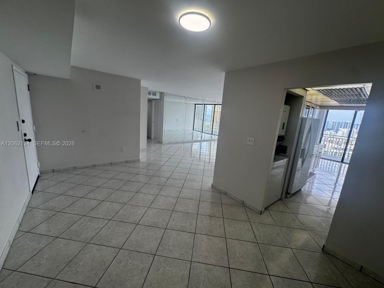 210 174th St, Unit 2110, Sunny Isles Beach, FL 33160 Photo