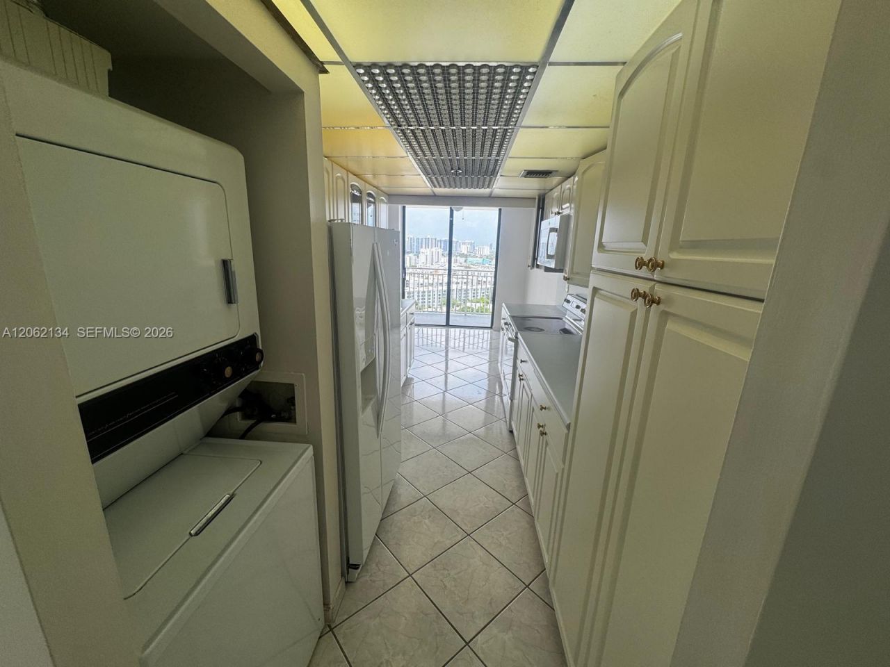 210 174th St, Unit 2110, Sunny Isles Beach, FL 33160 Photo