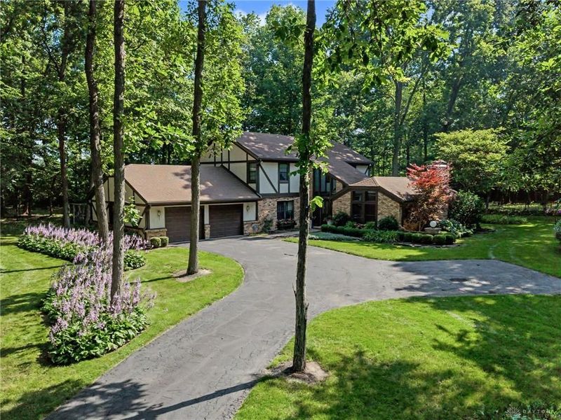 2610 Trebein Road, Beavercreek, OH 45385 Photo 3