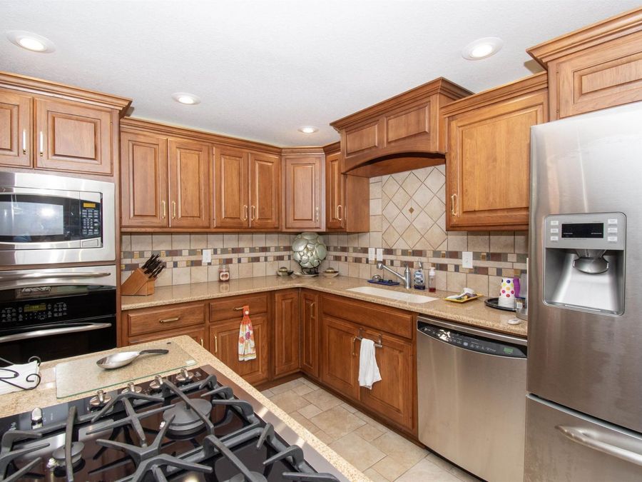 Property Image 38