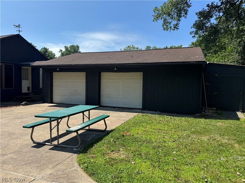 36349 S Riverview Drive, Eastlake, OH 44095 Photo 10