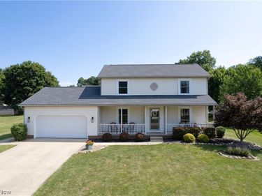 1547 Gulf Street NW, Uniontown, OH 44685