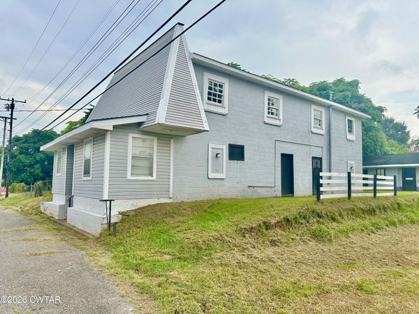 109 E Central Street , Trenton, TN 38382