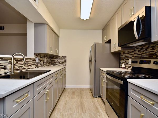8101 W Flamingo Road , Unit 2013, Las Vegas, NV 89147