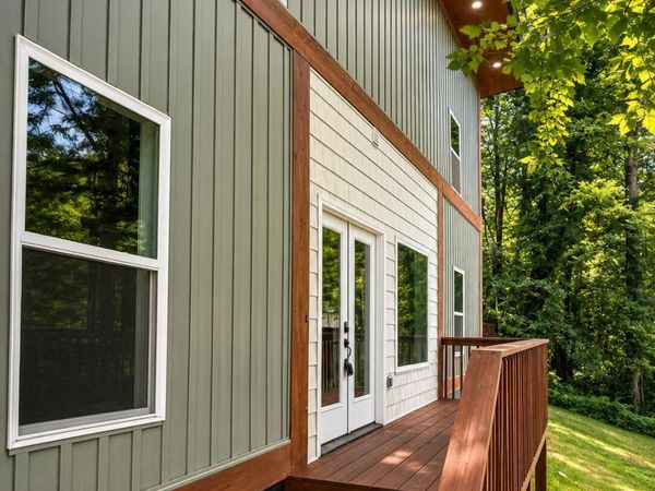 2221 Bernhurst Drive, Knoxville, TN 37918