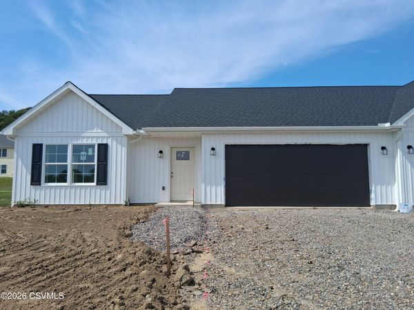 146 ST ANDREWS Way , Selinsgrove, PA 17870