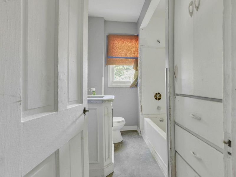 2717 Mcguffey Road , Columbus, OH 43211 Photo 15