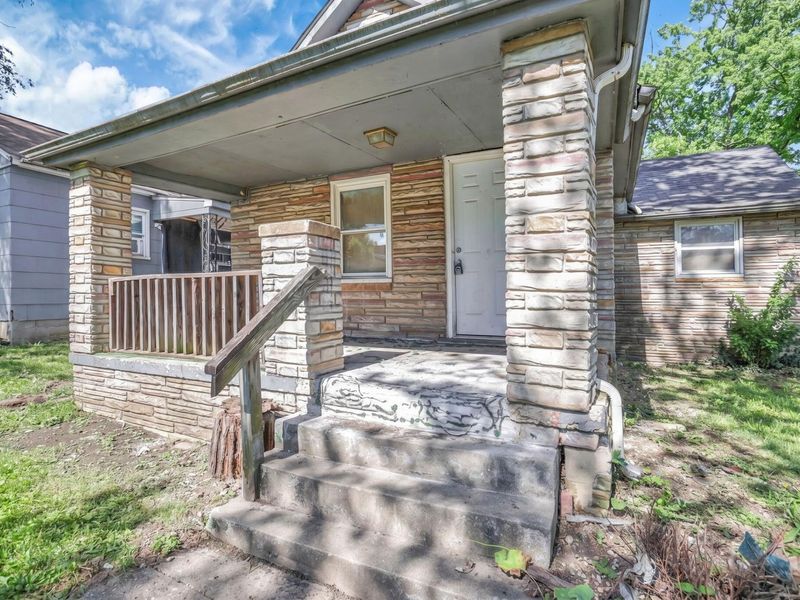 2717 Mcguffey Road , Columbus, OH 43211 Photo 3