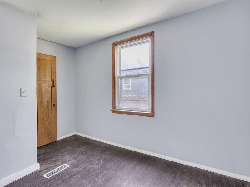 2717 Mcguffey Road , Columbus, OH 43211 Photo 5