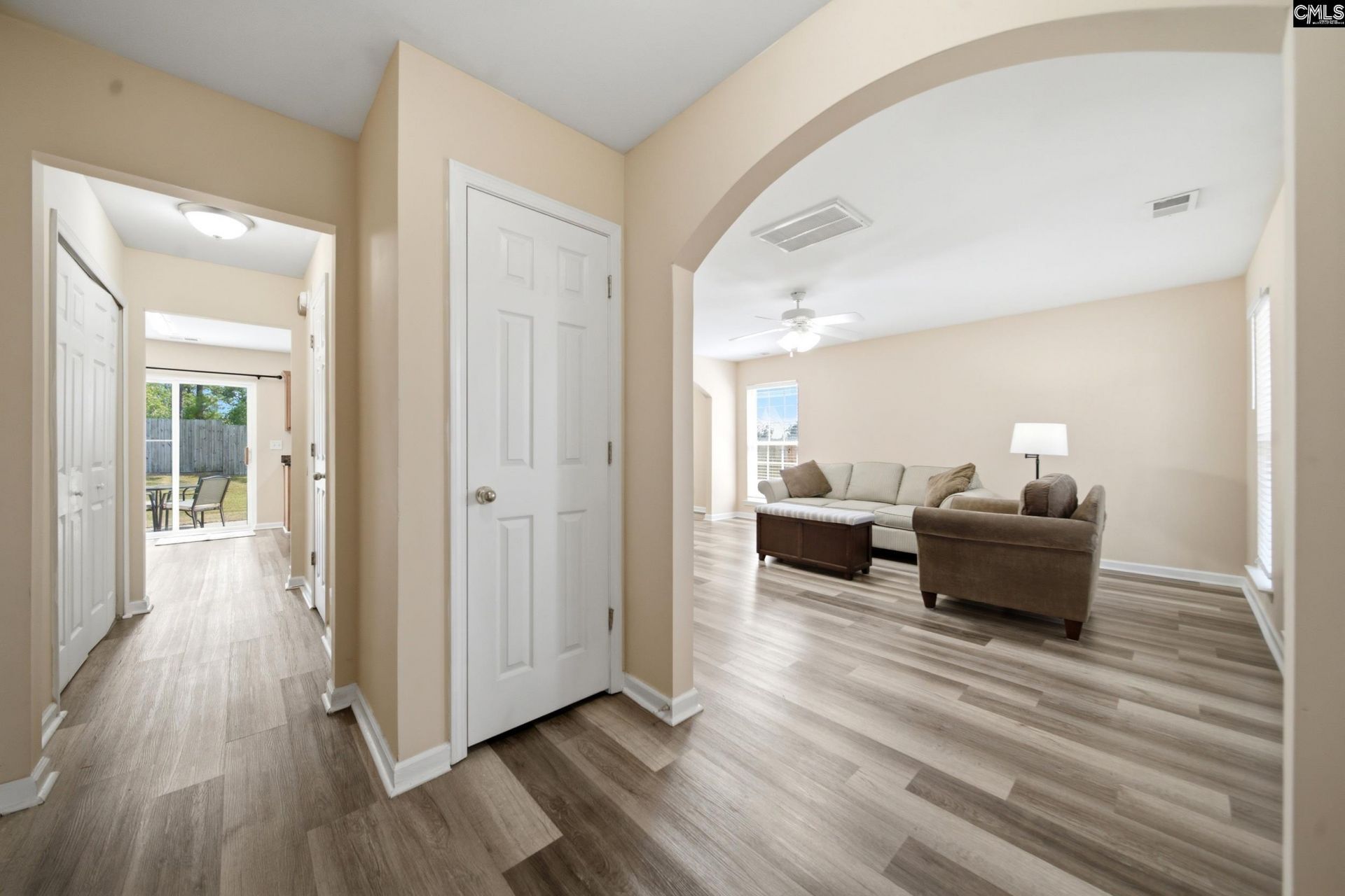 213 Riglaw Circle  Photo 11