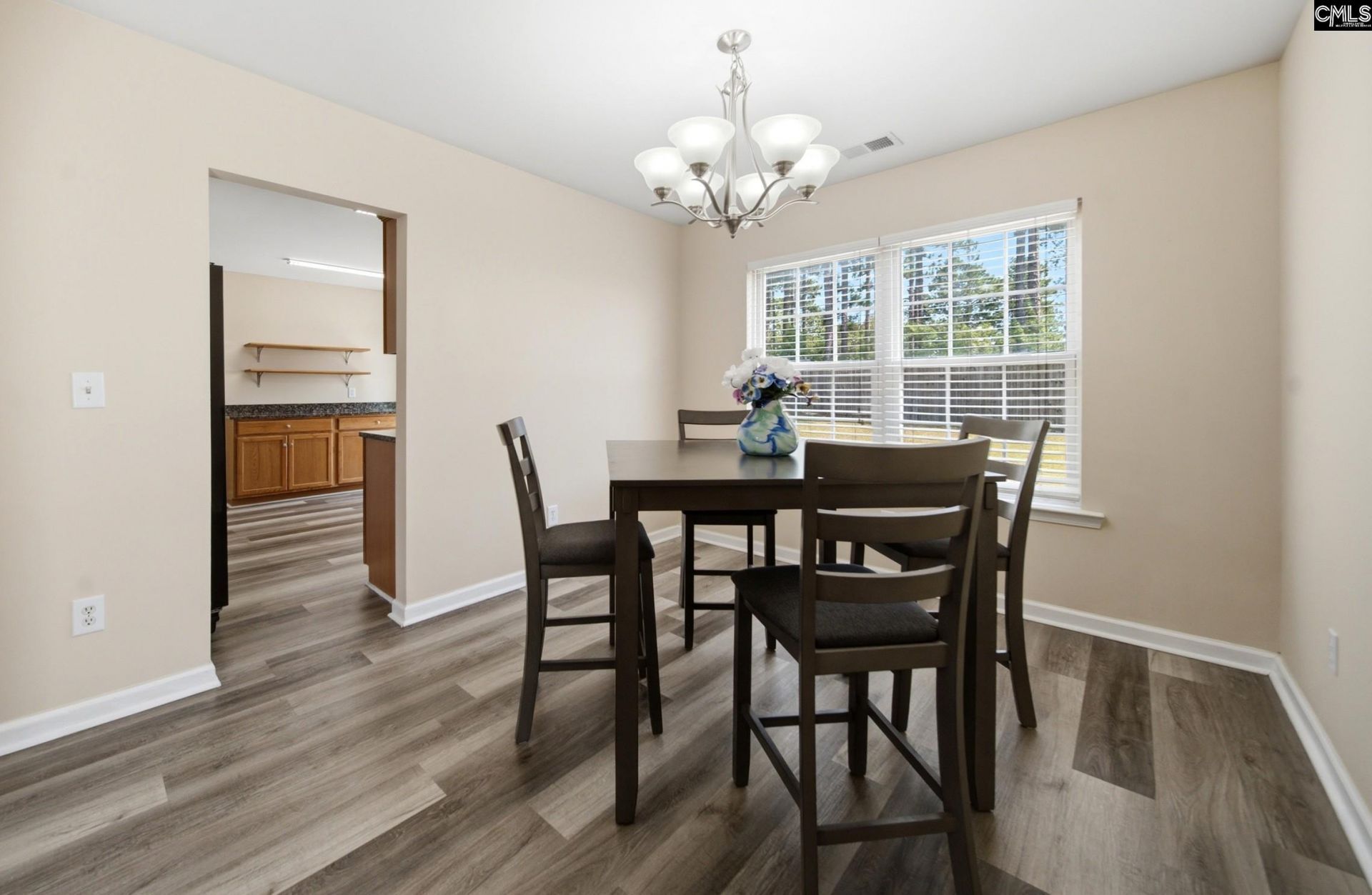 213 Riglaw Circle  Photo 6
