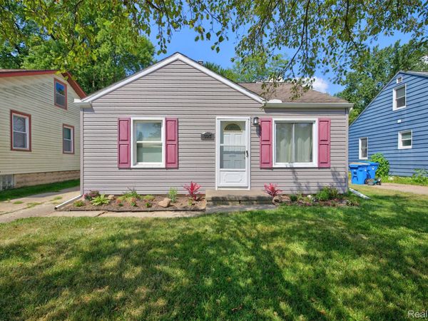 3387 Curwood Street, Waterford Township, Mi 48329