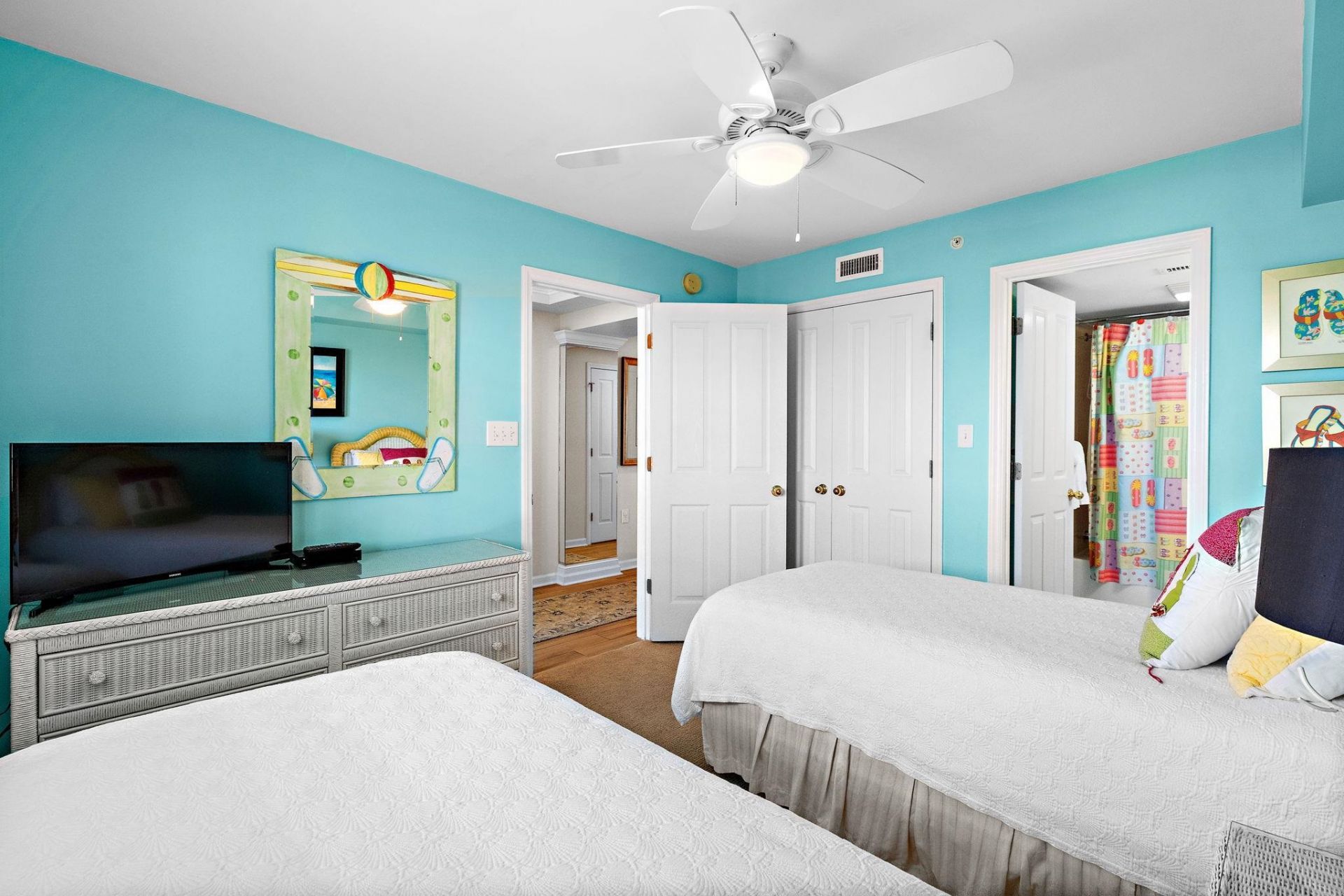 669 4-e Retreat Beach Circle Photo 12