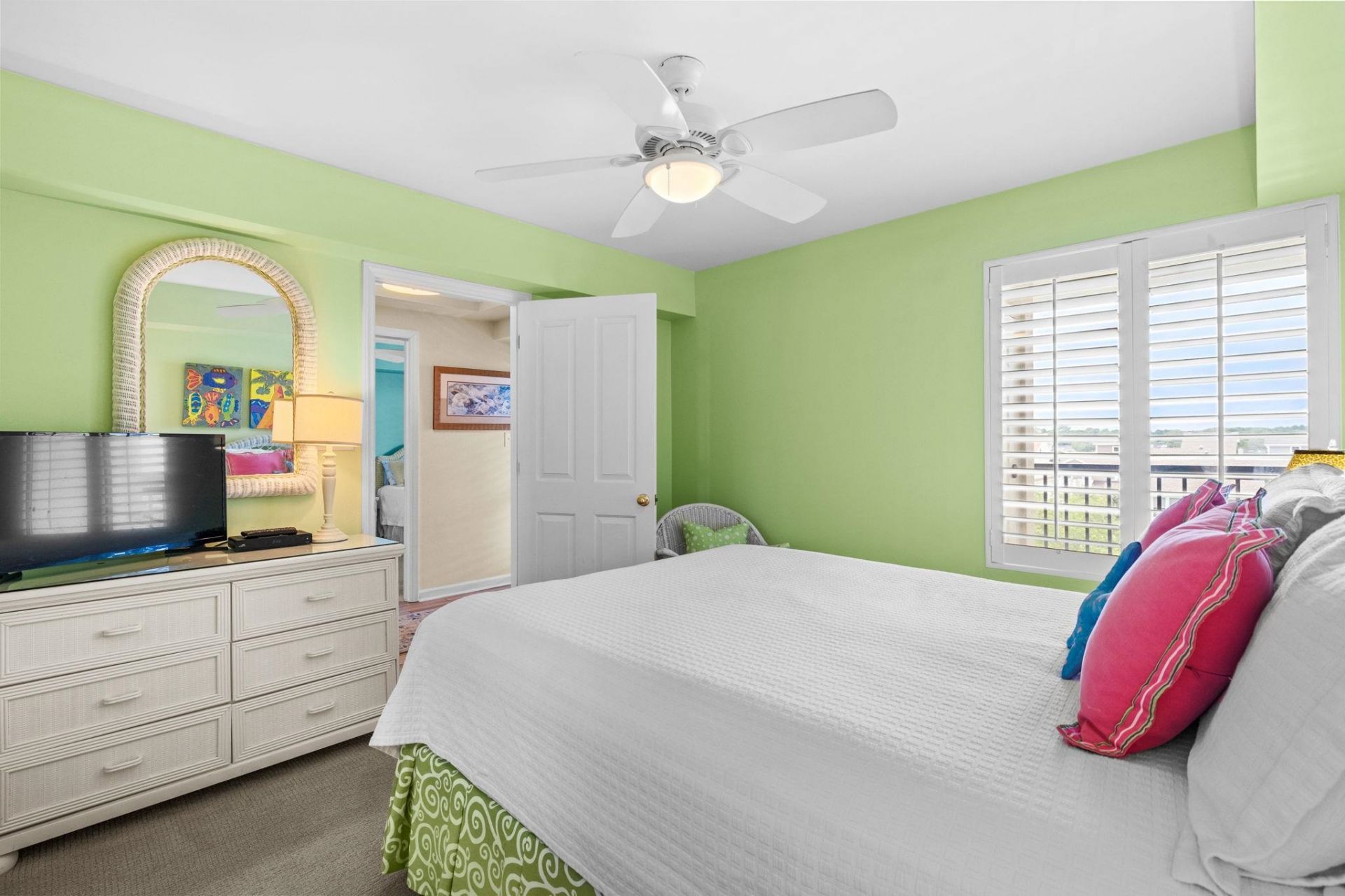 669 4-e Retreat Beach Circle Photo 7