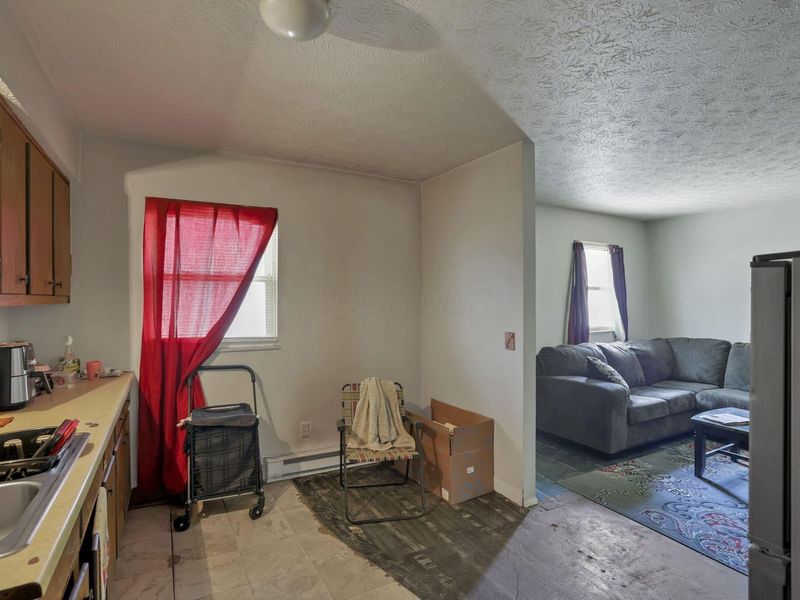 1827 E Lakeview Avenue, Columbus, OH 43224 Photo 27