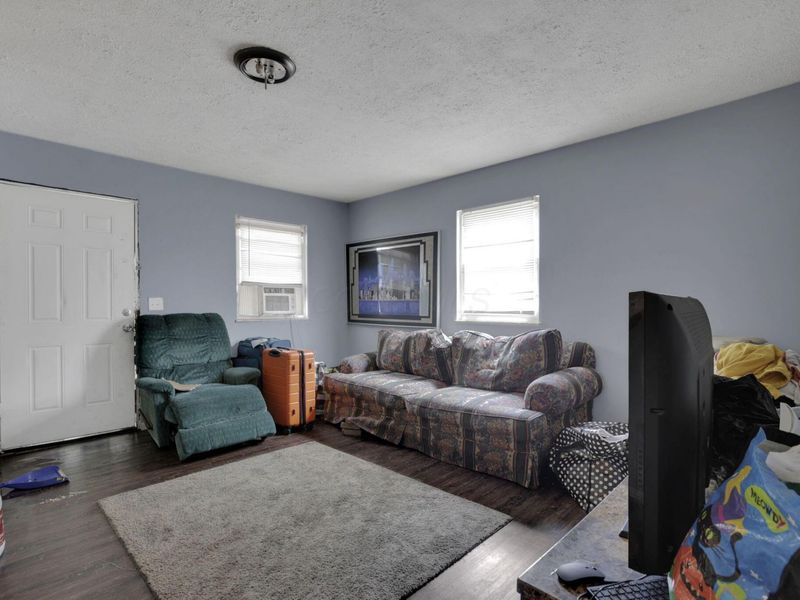 1827 E Lakeview Avenue, Columbus, OH 43224 Photo 35