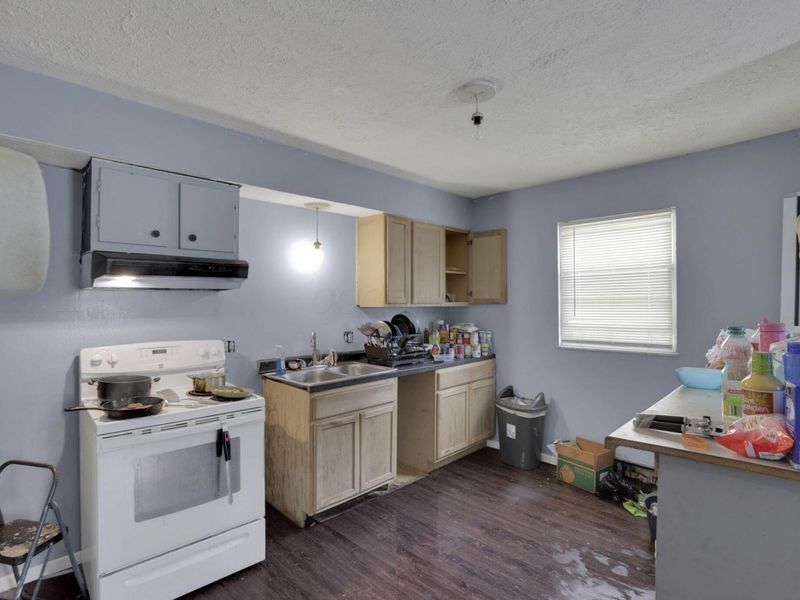 1827 E Lakeview Avenue, Columbus, OH 43224 Photo 37