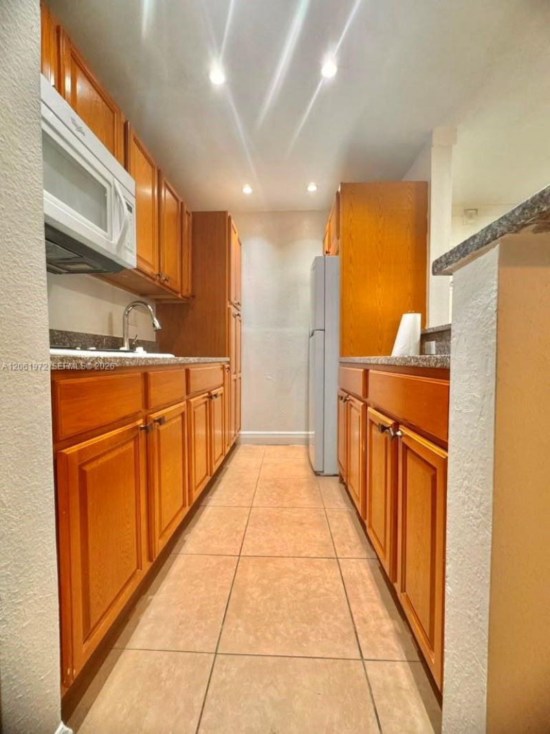 9473 SW 76th St , Unit P1, Miami, FL 33173 Photo