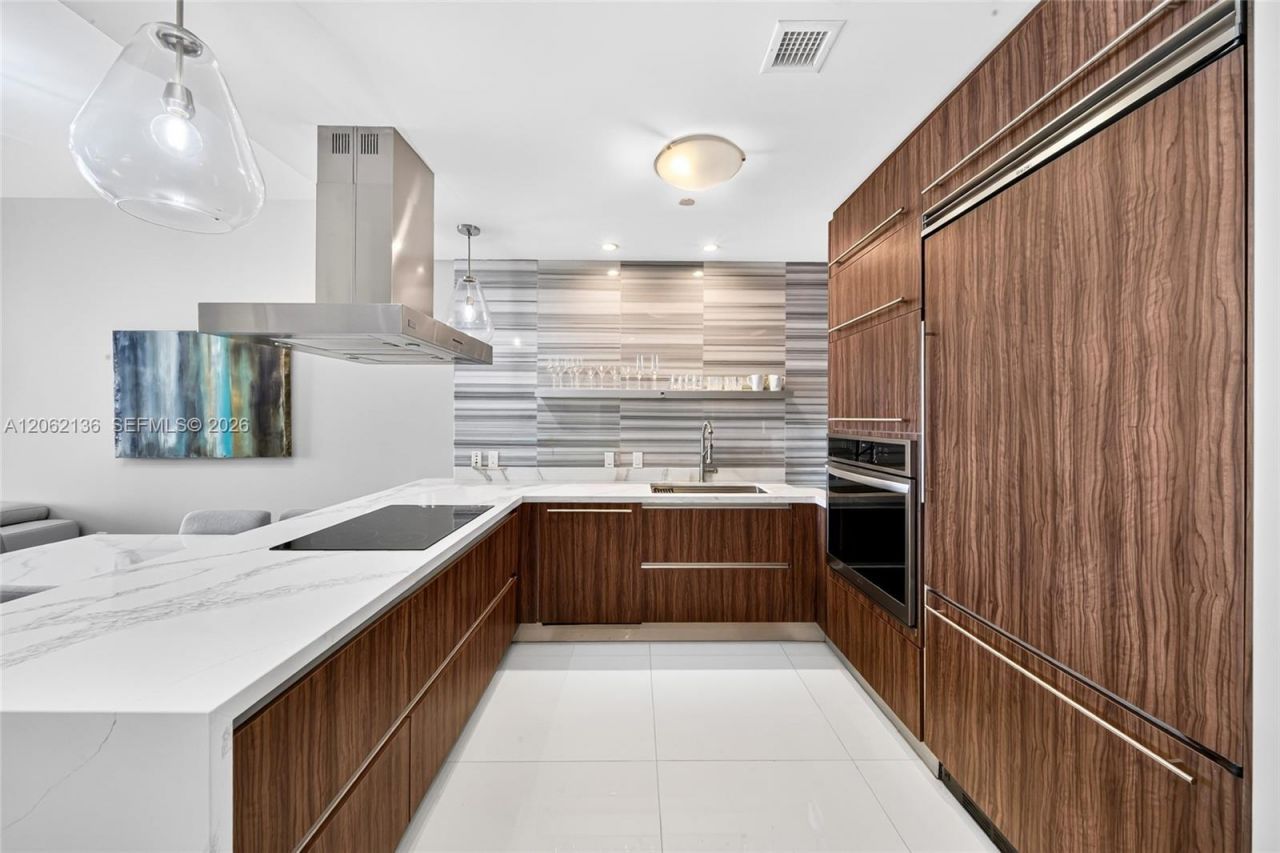 1100 Biscayne Blvd , Unit 5502, Miami, FL 33132 Photo