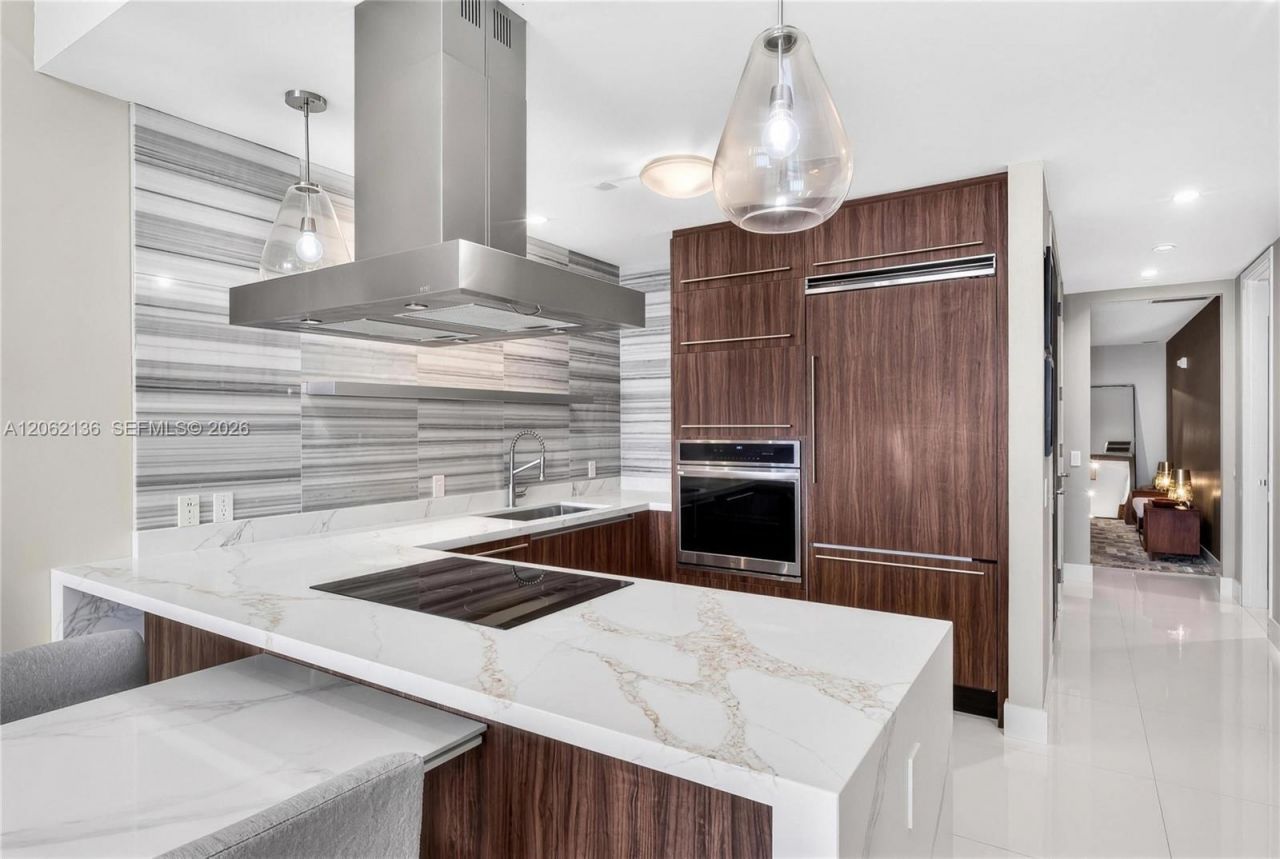 1100 Biscayne Blvd , Unit 5502, Miami, FL 33132 Photo